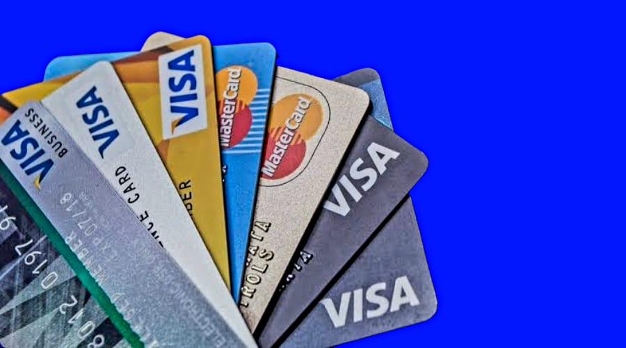 Credit Card से फ्रॉड हो तो फौरन करे शिकायत, बैंक करेगा रिवर्सल