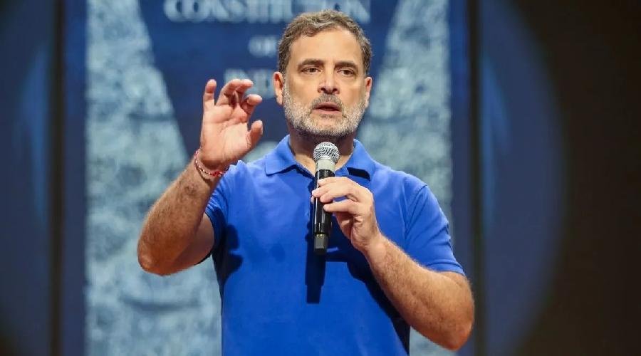 UPI पर MDR की संभावित व्यवस्था को लेकर कांग्रेस का केंद्र पर हमला