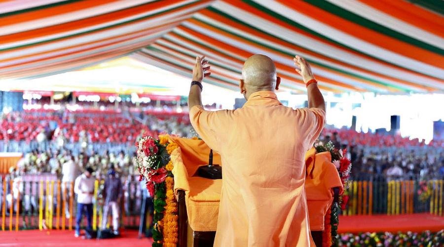 UP में ग्राम प्रहरियों का मानदेय बढ़ा, अब मिलेंगे 3500 रुपये; परिवार को कैशलेस इलाज की सुविधा